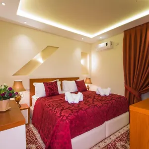 https://vila-tako-hotel.hotels-in-tirana.com
