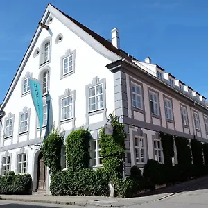 https://hotel-maurerhansl.com-bavaria.com